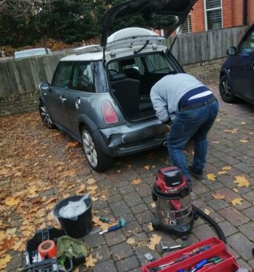 Vehicle Rear Windscreen Repair